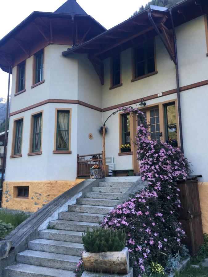阿兰尼亚·瓦尔塞西娅L'Aria Di Casa住宿加早餐旅馆 外观 照片