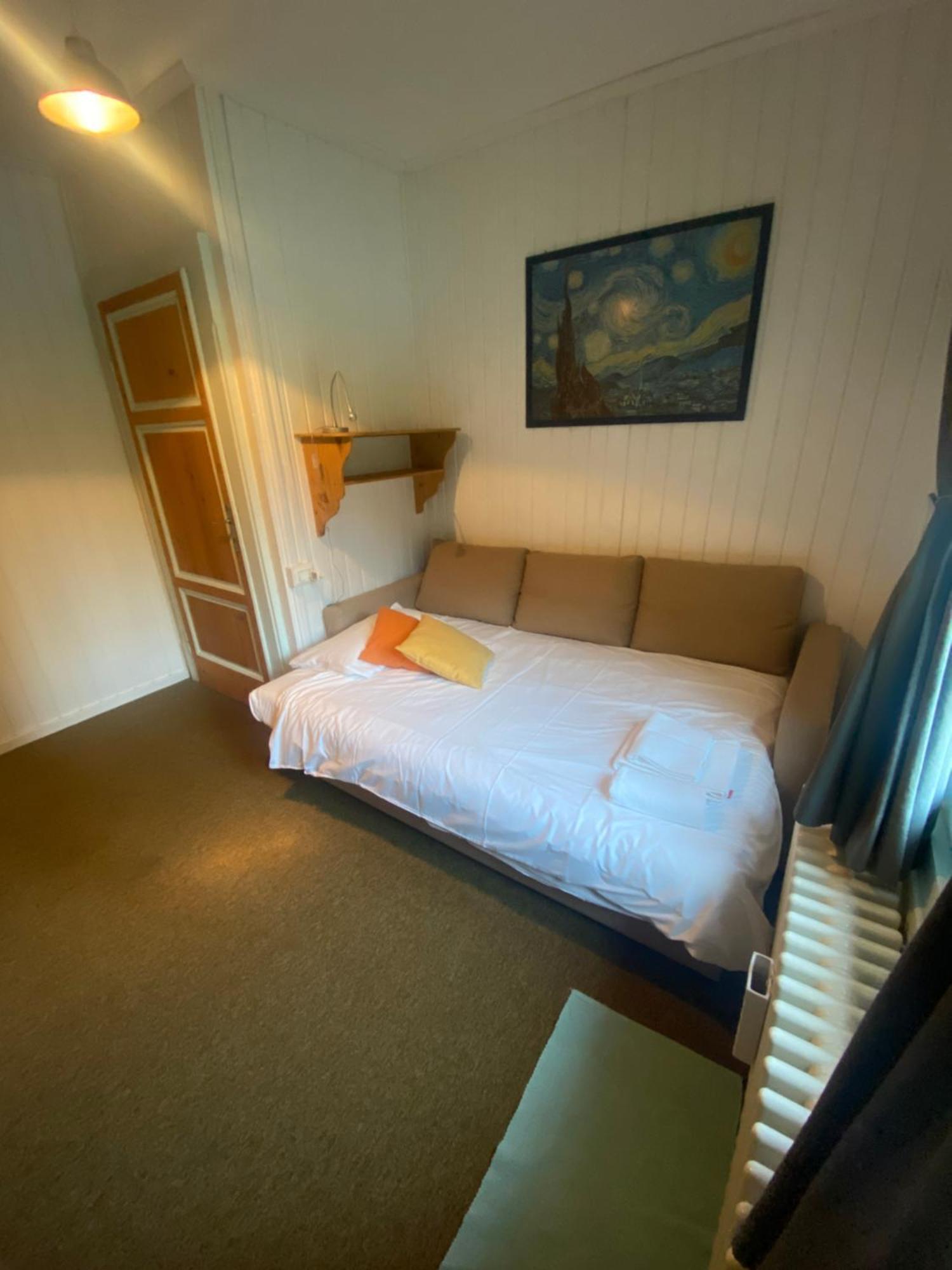 阿兰尼亚·瓦尔塞西娅L'Aria Di Casa住宿加早餐旅馆 外观 照片