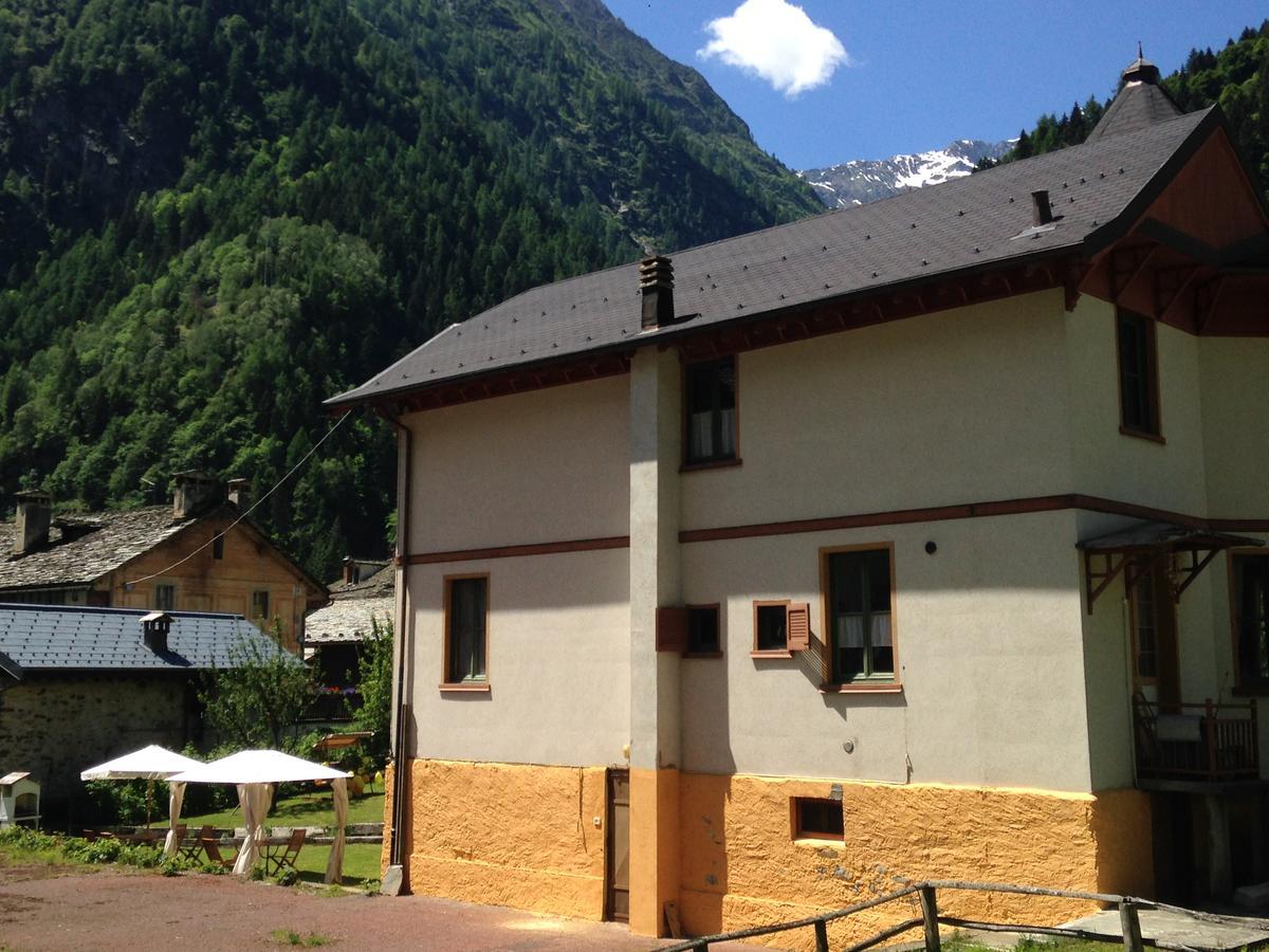 阿兰尼亚·瓦尔塞西娅L'Aria Di Casa住宿加早餐旅馆 外观 照片